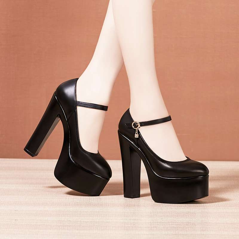 ハイヒール レトロ厚底アンクルストラップパンプス