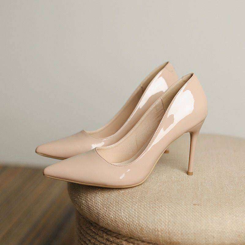ハイヒール 艶やかエレガントポインテッドパンプス