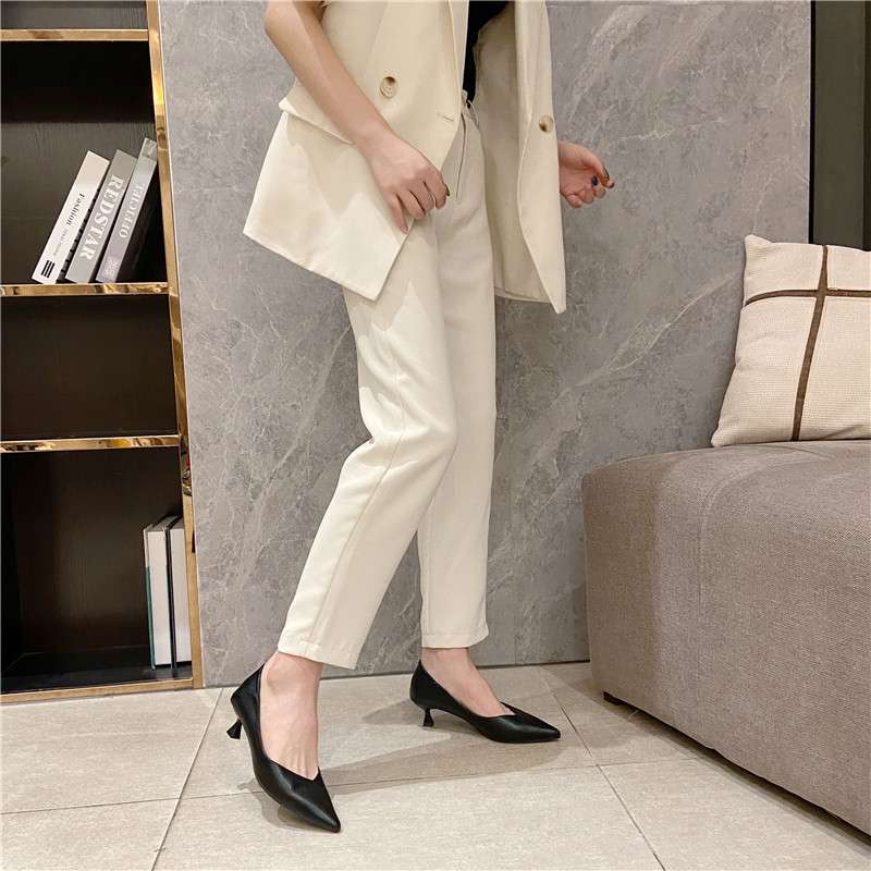 ハイヒール クラシカル細ヒールポインテッドパンプス