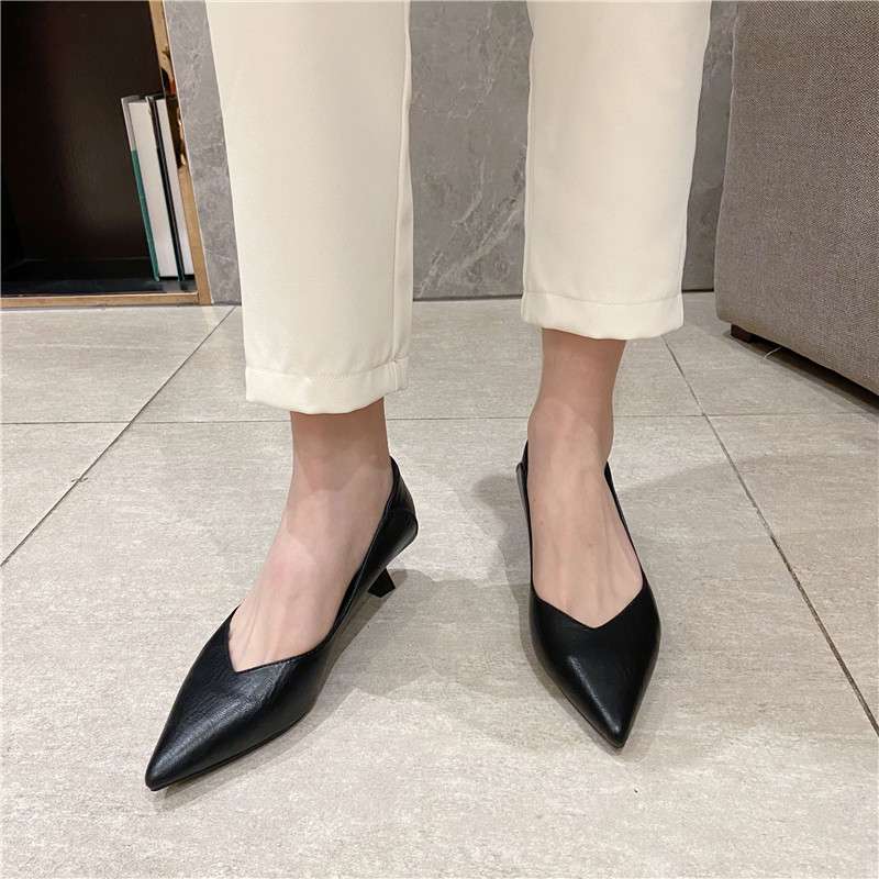 ハイヒール クラシカル細ヒールポインテッドパンプス