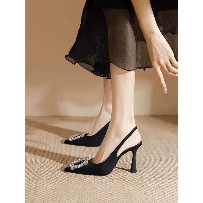 ハイヒール きらめきバックルパンプス